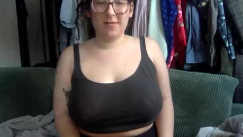 Snapshot of uninspiired chatting on 02-06-25, 10:00 uninspiired online show from 02-06-25, 10:00