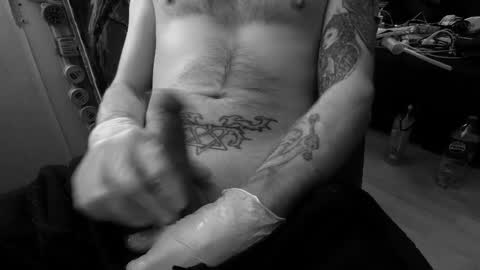 Snapshot of unlitimnaughty_ chatting on 09-25-25, 01:53 unlitimnaughty_ online show from 09-25-25, 01:53