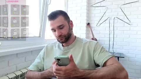 Snapshot of unnknow2024 chatting on 05-24-26, 04:45 SlavaVibes online show from 05-24-26, 04:45