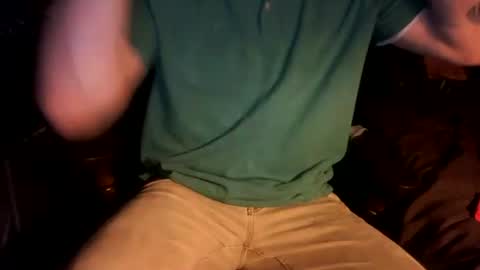 Snapshot of untouchableace84 chatting on 12-23-25, 01:47 untouchableace84 online show from 12-23-25, 01:47