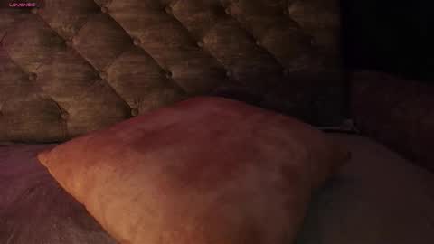 Snapshot of unu_nai chatting on 10-12-25, 06:12 new INSTA   online show from 10-12-25, 06:12