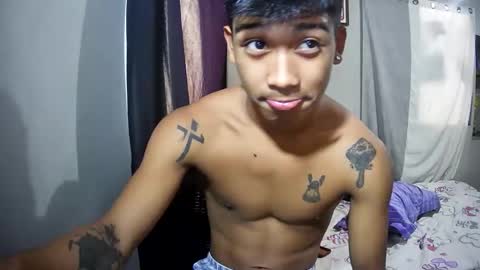 Snapshot of ur_asianpinoy chatting on 09-17-25, 05:53 ur_asianpinoy online show from 09-17-25, 05:53