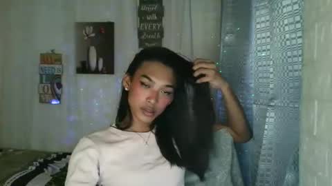 Snapshot of ur_dazzlingmorenaxx chatting on 01-07-26, 04:59 ur_dazzlingmorenaxx online show from 01-07-26, 04:59