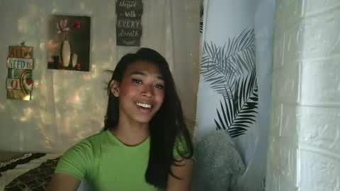 Snapshot of ur_dazzlingmorenaxx chatting on 02-06-26, 02:27 ur_dazzlingmorenaxx online show from 02-06-26, 02:27