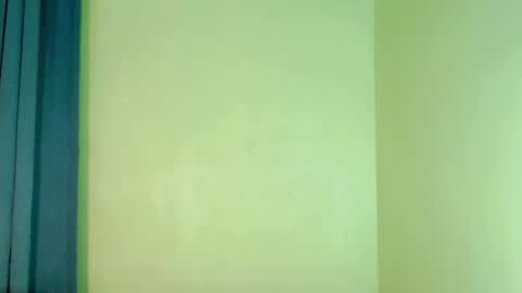 QUEENSY online show from 02-28-25, 07:14