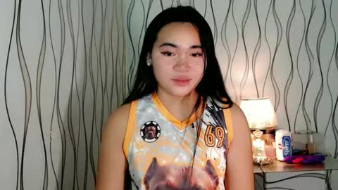 QUEENSY online show from 01-11-26, 03:28