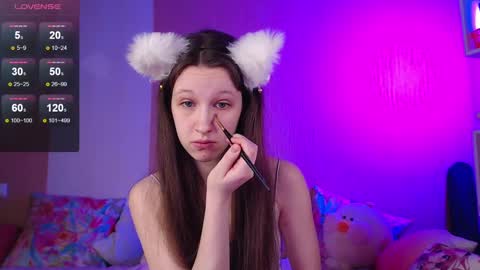 Snapshot of ur_kitty__ chatting on 03-11-25, 01:01 Lera online show from 03-11-25, 01:01