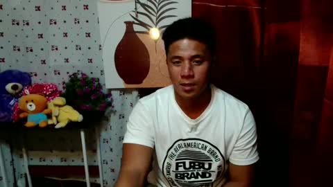 Snapshot of ur_pinoydave chatting on 01-13-25, 10:47 Dave online show from 01-13-25, 10:47