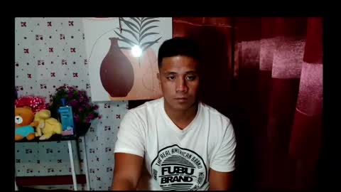 Snapshot of ur_pinoydave chatting on 01-16-25, 02:41 Dave online show from 01-16-25, 02:41