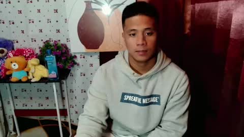 Snapshot of ur_pinoydave chatting on 01-18-25, 04:53 Dave online show from 01-18-25, 04:53