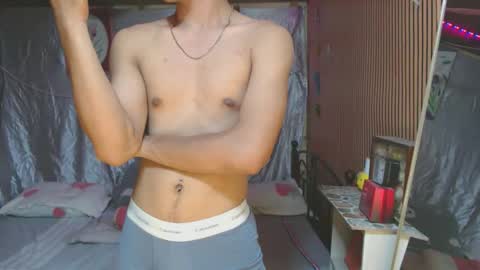 ur_shan21 online show from 11-25-25, 05:24