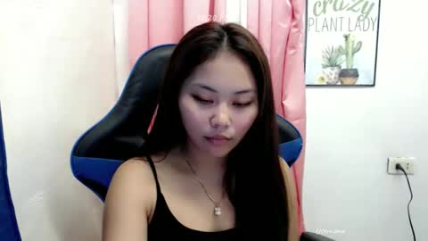 ur_small_girl online show from 11-29-25, 02:20