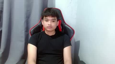 Snapshot of urasian_kentoyxx77 chatting on 10-01-25, 02:23 Kentoy online show from 10-01-25, 02:23