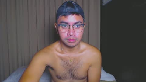 Snapshot of urasianversahunkxx chatting on 01-04-25, 02:14 johnzen online show from 01-04-25, 02:14