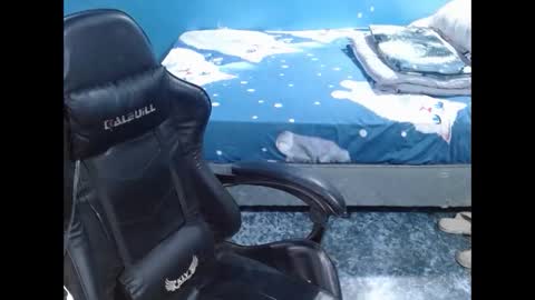 Yamyam hinlayagan online show from 10-15-25, 02:06