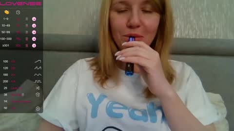 Snapshot of urbadkitty chatting on 01-14-25, 06:56 urbadkitty online show from 01-14-25, 06:56