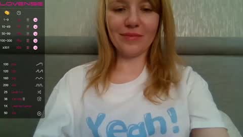 Snapshot of urbadkitty chatting on 01-15-25, 10:17 urbadkitty online show from 01-15-25, 10:17