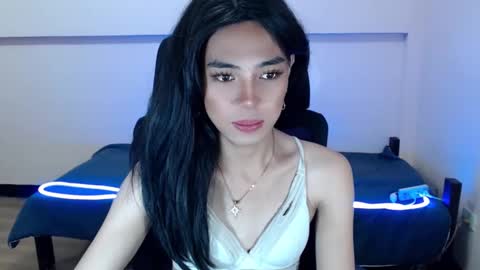 Miss alexa online show from 03-23-26, 05:44