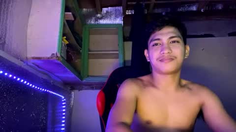 Snapshot of urcuteguy_jhonx chatting on 10-03-25, 03:09 Dannie online show from 10-03-25, 03:09