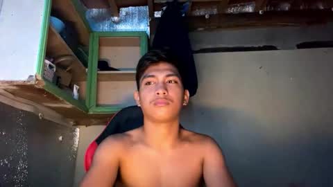 Snapshot of urcuteguy_jhonx chatting on 10-04-25, 07:50 Dannie online show from 10-04-25, 07:50