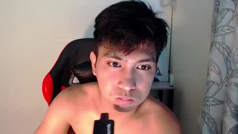 Snapshot of urcuteguy_jhonx chatting on 10-10-25, 11:09 Dannie online show from 10-10-25, 11:09
