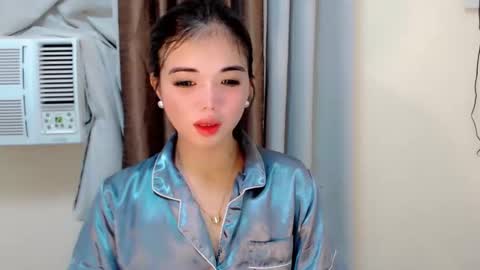 urcutie_ayah online show from 12-05-25, 07:06