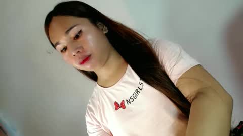 Snapshot of urdoll_trixie chatting on 09-09-25, 03:33 trixie tan online show from 09-09-25, 03:33