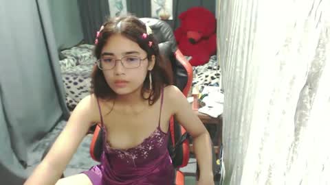 Snapshot of urdreamgirljayne chatting on 12-03-24, 12:13 urdreamgirljayne online show from 12-03-24, 12:13
