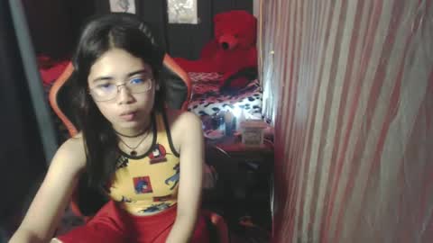 Snapshot of urdreamgirljayne chatting on 12-19-24, 10:02 urdreamgirljayne online show from 12-19-24, 10:02