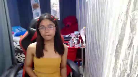 Snapshot of urdreamgirljayne chatting on 01-09-25, 09:27 urdreamgirljayne online show from 01-09-25, 09:27