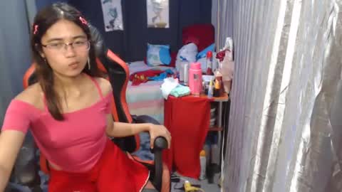 Snapshot of urdreamgirljayne chatting on 01-29-25, 10:48 urdreamgirljayne online show from 01-29-25, 10:48