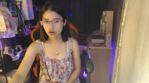 Snapshot of urdreamgirljayne chatting on 10-13-25, 12:54 urdreamgirljayne online show from 10-13-25, 12:54