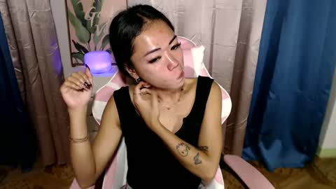 ayumi reacher online show from 02-04-25, 03:36