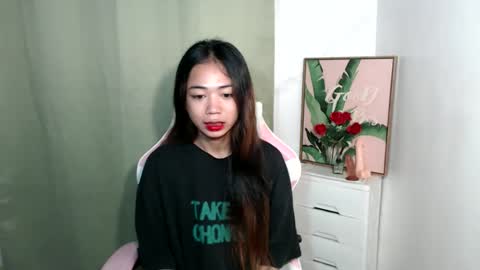 ayumi reacher online show from 10-25-25, 05:37