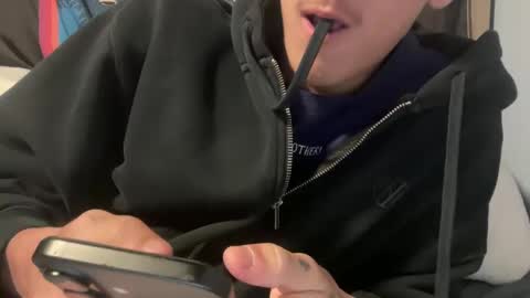 Snapshot of urfavcock6918 chatting on 01-28-25, 06:38 urfavcock6918 online show from 01-28-25, 06:38