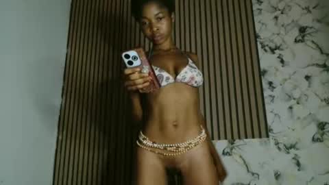 urflirtydoll online show from 12-21-25, 05:42