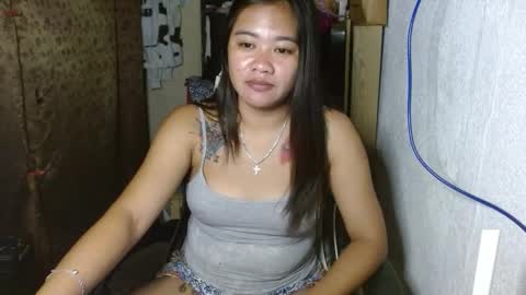 Snapshot of urfynestasian chatting on 11-04-25, 12:59 urfynestasian online show from 11-04-25, 12:59