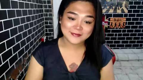 Dimple online show from 09-18-25, 05:59
