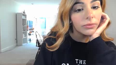 Snapshot of urgoddessmarla chatting on 10-09-25, 06:50 Goddess Marla online show from 10-09-25, 06:50