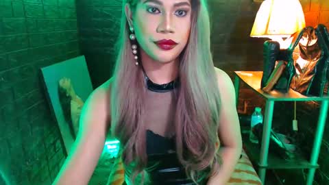 queen norelle online show from 12-20-24, 07:28