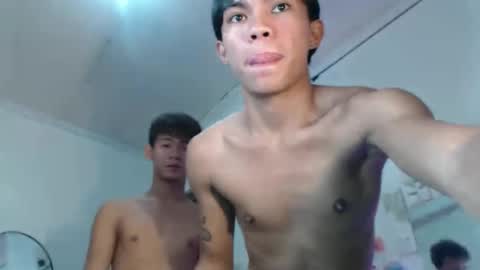 Sanny boy online show from 11-22-25, 01:21