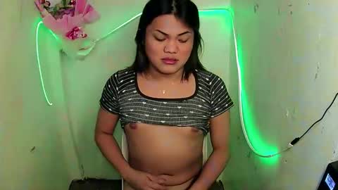 urhottie_bella online show from 10-15-25, 06:02