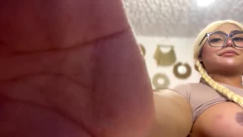 jhaii online show from 10-31-25, 12:22