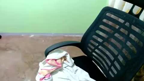 urlatino_rey online show from 10-01-25, 04:02