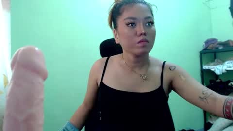 urlatino_rey online show from 10-09-25, 03:59