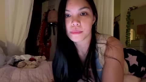 Snapshot of urlittlefilipina chatting on 06-04-26, 11:44 urlittlefilipina online show from 06-04-26, 11:44