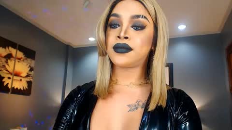 UrMajestyTyra online show from 02-04-25, 03:00