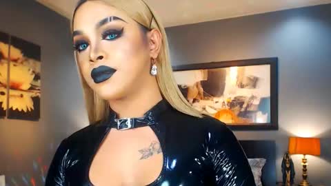 UrMajestyTyra online show from 02-25-25, 02:03