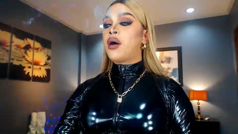 UrMajestyTyra online show from 03-06-25, 03:46