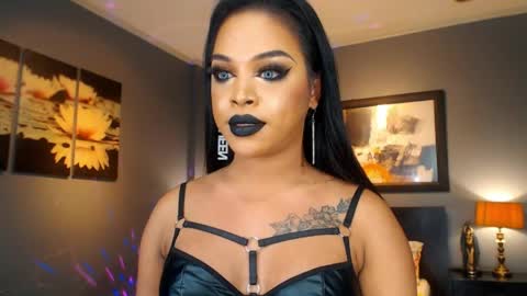 UrMajestyTyra online show from 04-18-26, 02:04